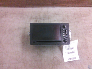 2005-2006 GMC Yukon AM-FM-CD Navigation Radio Receiver (Used OEM)