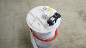 2010 Pontiac G3 Fuel Pump (Used OEM)