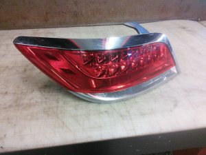 2010 Buick Allure Tail Light - Left (Driver) (Used OEM)