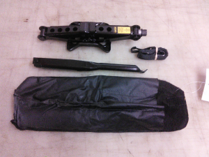 2001-2010 Chrysler PT Cruiser Scissor Jack with Tool Kit (Used OEM)