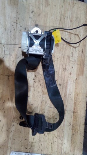 2008-2009 Pontiac G8 Black Seat Belt Assembly - Front, Left (Driver) (Used OEM)