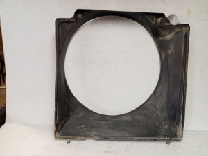 2000-2003 Ford Excursion Engine Cooling Fan Shroud (Used OEM)