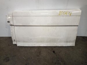  Volvo VNL 48-Inch Lower Skirt - Left (Driver) (Used OEM)