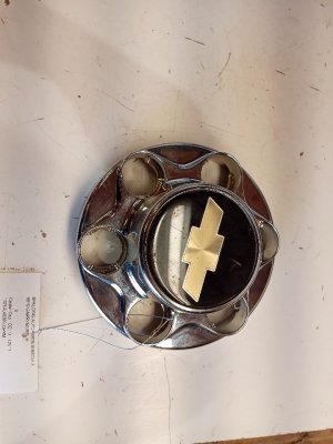 1988-1999 GMC C1500 Chrome Wheel Cap (Used OEM)