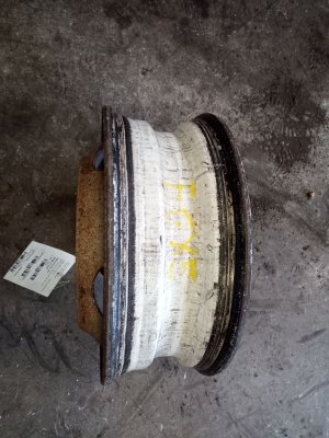  International 4300 22.5x8.25 10-Hand Hole Steel Wheel (Used OEM)