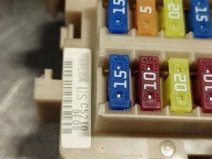 2017-2020 Nissan Rogue Cabin Fuse Box (Used OEM)