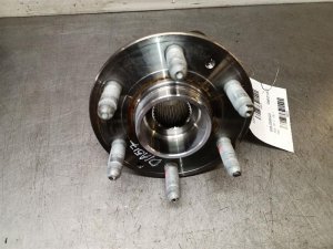2015-2022 GMC Canyon Front Hub Assembly (Used OEM)