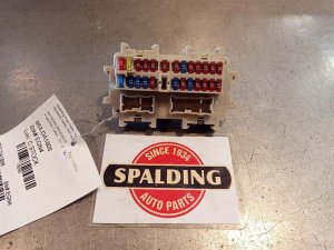 2005-2012 Nissan Pathfinder Fuse Box (Used OEM)