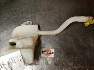 2006-2007 Jeep Liberty Washer Fluid Reservoir with Level Sensor (Used OEM)