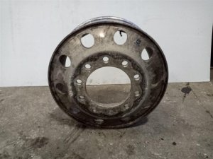 Volvo VNL 22.5x8.25 10-Hole Aluminum Wheel (Used OEM)