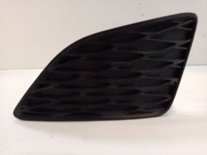 2009-2010 Toyota Corolla Black Lower Bumper Grille - Left (Driver) (Used OEM)