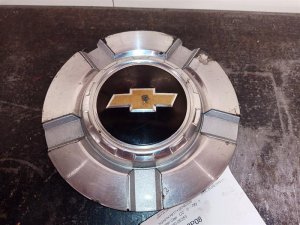 2007-2013 GMC Yukon Alloy Wheel Center Cap (Used OEM)