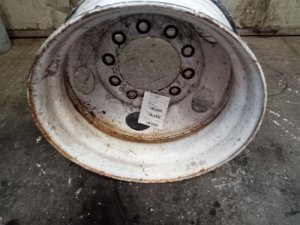  Volvo VNL 22.5x8.25 10-Hand Hole Steel Wheel (Used OEM)