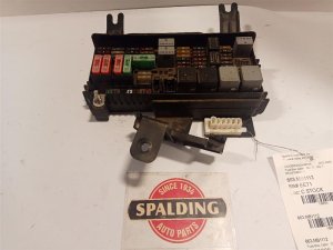 2006-2011 Mercedes-Benz ML320 Fuse Box (Used OEM)