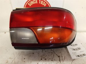 1997-2005 Chevrolet Malibu Quarter Panel Mounted Taillight Assembly - Left (Driver) (Used OEM)