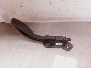 2020-2025 GMC Sierra 2500 HD Brake Pedal (Used OEM)