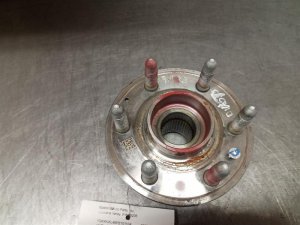 2018-2024 Buick Enclave Front or Rear Hub Assembly (Used OEM)