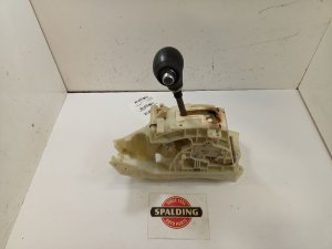 2013-2018 Hyundai Santa Fe Transmission Shift Lever (Used OEM)