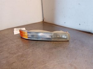2005-2007 GMC Sierra 2500 HD Headlight Assembly - Right (Passenger) (Used OEM)