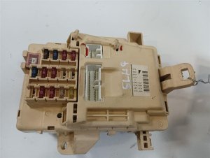 1999-2002 Toyota 4Runner Cabin Fuse Box (Used OEM)