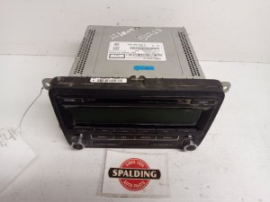 2012-2016 Volkswagen Beetle AM/FM CD Player Radio (Used OEM)