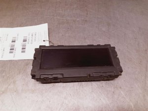 2010-2011 GMC Terrain Infotainment Display Screen (Used OEM)
