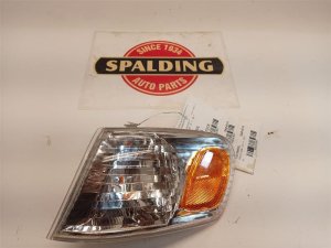 2001-2002 Toyota Corolla Parking Signal Light - Left (Driver) (Used OEM)