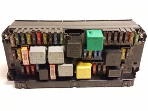 2010-2015 Mercedes-Benz GLK350 Fuse Box (Used OEM)