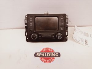2018-2021 Jeep Renegade AM/FM Radio Receiver with 5-Inch Display (Used OEM)