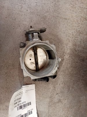 2000 GMC Safari Fuel Injection Throttle Body (Used OEM)