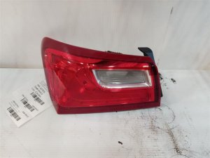 2016-2025 Chevrolet Malibu Quarter Panel Mount Taillight Assembly - Left (Driver) (Used OEM)