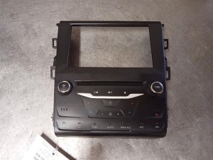 2015 Ford Fusion Audio System (Used OEM)