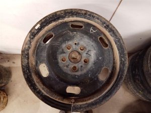 2000-2004 Subaru Outback Black Wheel (Used OEM)