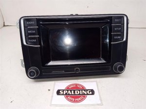 2013-2016 Volkswagen Beetle Audio System (Used OEM)