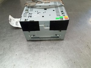 2008-2009 Mazda Tribute Single Disc CD MP3 Player (Used OEM)