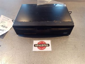 2005 Honda Pilot Navigation DVD Player (Used OEM)