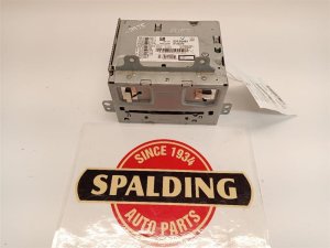 2013 GMC Terrain Radio Receiver with 7-Inch Touch Screen and CD Player (Used OEM)
