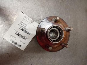 2005-2014 Chrysler 300 Front Hub Assembly (Used OEM)