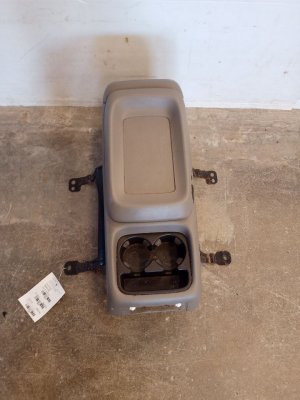 2000-2002 GMC Yukon XL 1500 Gray Front Floor Console Panel (Used OEM)