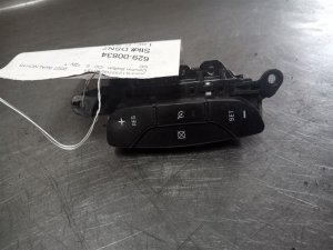 2007-2014 GMC Yukon Cruise Control Combination Switch (Used OEM)