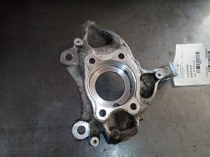 2016-2018 Lincoln MKX Front Steering Knuckle - Left (Driver) (Used OEM)