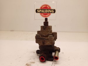 1989-1990 Toyota Pickup Power Steering Pump (Used OEM)