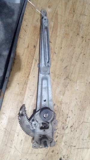 1990-1993 Toyota 4Runner Manual Window Regulator - Front, Right (Passenger) (Used OEM)