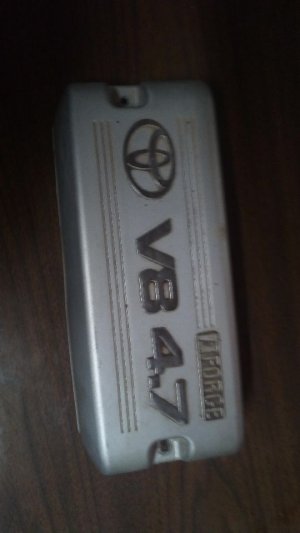 2003-2004 Toyota 4Runner Gray Engine Cover (Used OEM)
