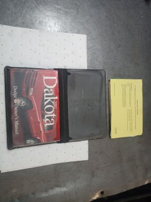 2001-2003 Dodge Dakota Owners Manual (Used OEM)