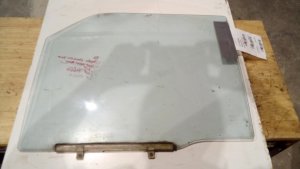 1984-1988 Toyota Pickup Door Glass - Front, Left (Driver) (Used OEM)