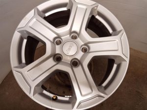 2018-2023 Jeep Wrangler Silver 5-Spoke Tech Silver Alloy Wheel (Used OEM)