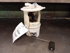 2005-2007 Dodge Caravan Fuel Pump Assembly (Used OEM)