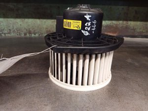 2003-2006 Chevrolet SSR HVAC Blower Motor (Used OEM)