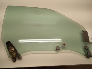 1998-2002 Subaru Forester Door Glass - Front, Right (Passenger) (Used OEM)